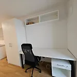 State Of The Art Apartment In The City Center Nuernberg